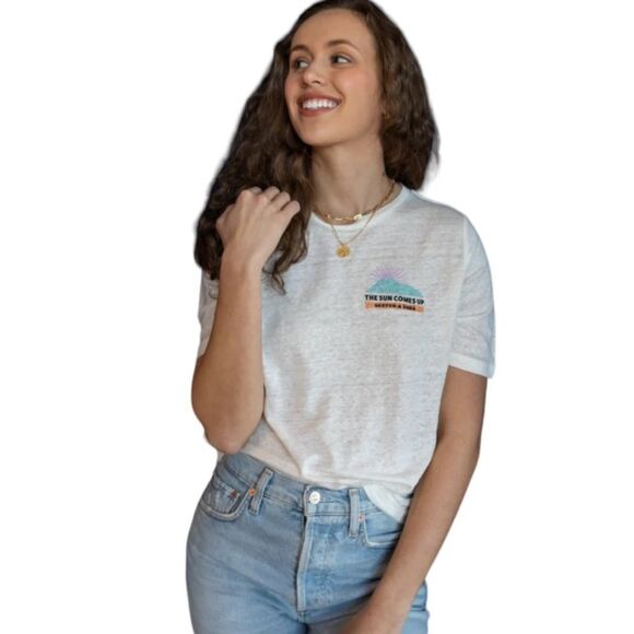 Scotch and Soda T-Shirt Womens The Sun Will Come Up Graphic Tee Ivory Size Small - Picture 1 of 9